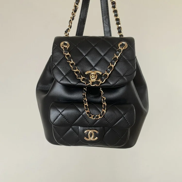 샤넬 원 포켓 듀마 백팩 스몰 램스킨 블랙